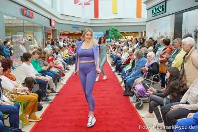 Modenschau-NeuerMarkt-Fruehling-2025-0065
