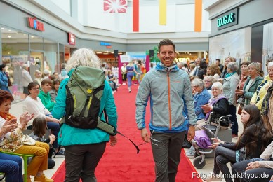 Modenschau-NeuerMarkt-Fruehling-2025-0066