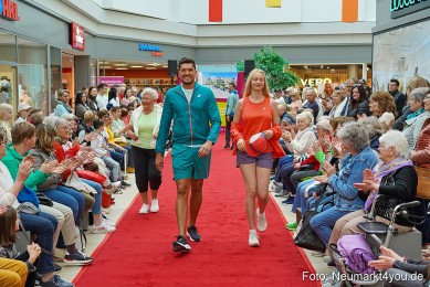 Modenschau-NeuerMarkt-Fruehling-2025-0067