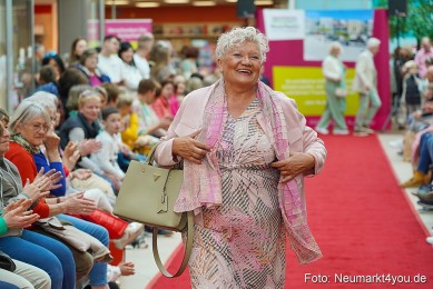 Modenschau-NeuerMarkt-Fruehling-2025-0090