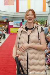 Herbst-Modenschau-Neuer-Markt-2023-0107