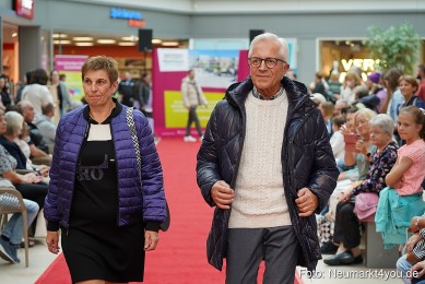 Herbst-Modenschau-Neuer-Markt-2023-0134