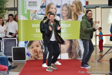 Herbstmodenschau-NeuerMarkt-2019-0038