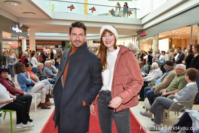 Herbstmodenschau-NeuerMarkt-2019-0090