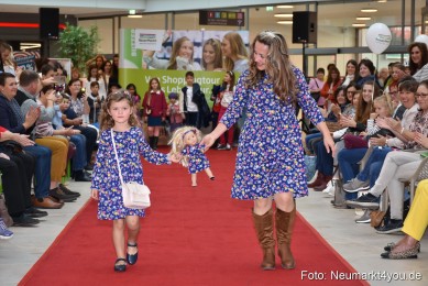 Herbstmodenschau-NeuerMarkt-2019-0119