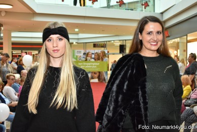 Herbstmodenschau-NeuerMarkt-2019-0129