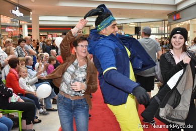 Herbstmodenschau-NeuerMarkt-2019-0146