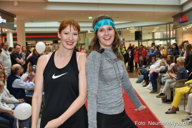 Herbstmodenschau-NeuerMarkt-2019-0153