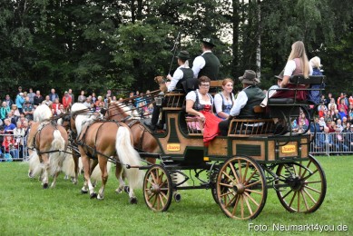 JURA-Volksfest-Pferdeshow-190819-0035