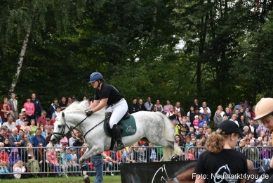 JURA-Volksfest-Pferdeshow-190819-0203