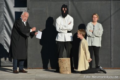 Schloss-Spiele-Neumarkt-Karl-Valentin-030921-0006