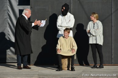 Schloss-Spiele-Neumarkt-Karl-Valentin-030921-0008