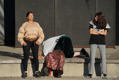 Schloss-Spiele-Neumarkt-Karl-Valentin-030921-0030