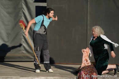 Schloss-Spiele-Neumarkt-Karl-Valentin-030921-0036