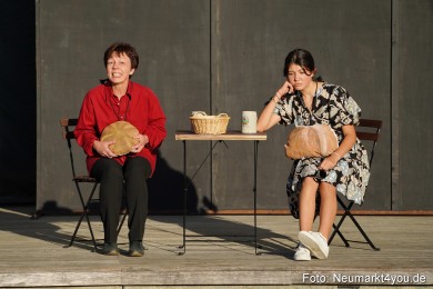 Schloss-Spiele-Neumarkt-Karl-Valentin-030921-0064