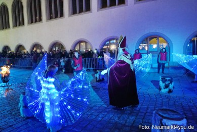 Schlossteufeln-Weihnachtsmarkt-Neumarkt-211219-0011