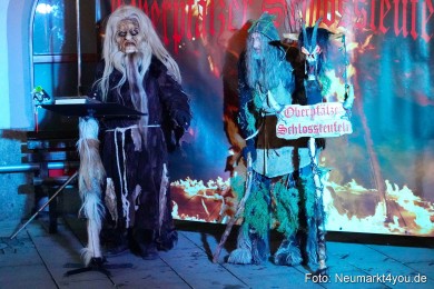 Schlossteufeln-Weihnachtsmarkt-Neumarkt-211219-0016