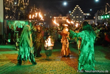Schlossteufeln-Weihnachtsmarkt-Neumarkt-211219-0030
