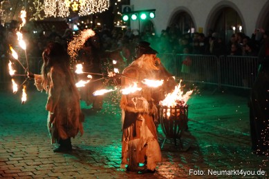 Schlossteufeln-Weihnachtsmarkt-Neumarkt-211219-0035