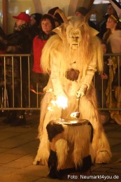 Schlossteufeln-Weihnachtsmarkt-Neumarkt-211219-0055