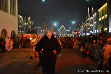 Schlossteufeln-Weihnachtsmarkt-Neumarkt-211219-0092