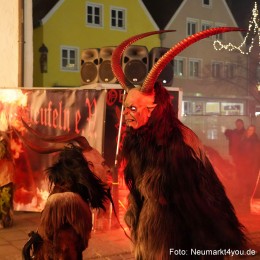 Schlossteufeln-Weihnachtsmarkt-Neumarkt-211219-0094