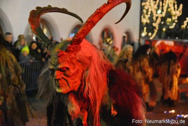 Schlossteufeln-Weihnachtsmarkt-Neumarkt-211219-0124