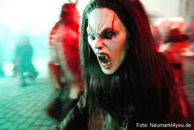 Schlossteufeln-Weihnachtsmarkt-Neumarkt-211219-0125