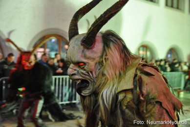 Schlossteufeln-Weihnachtsmarkt-Neumarkt-211219-0128