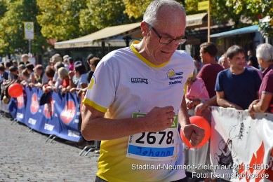 Stadtlauf-Neumarkt-Zieleinlauf-2019-0610