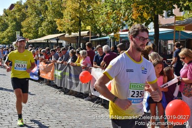Stadtlauf-Neumarkt-Zieleinlauf-2019-0627