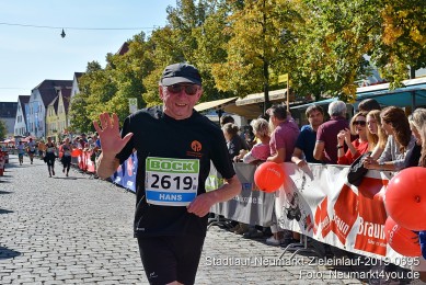 Stadtlauf-Neumarkt-Zieleinlauf-2019-0695