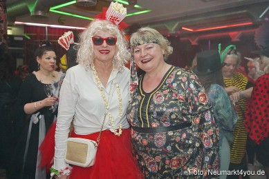 Weiberfasching-Neumarkt-2024-0045