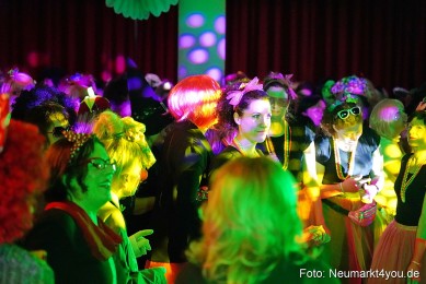 Weiberfasching-Neumarkt-2024-0098