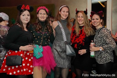 Weiberfasching-Neumarkt-2025-0017