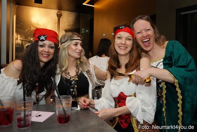 Weiberfasching-Neumarkt-2025-0023