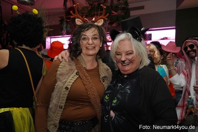 Weiberfasching-Neumarkt-2025-0058