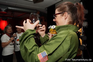 Weiberfasching-Neumarkt-2025-0070