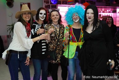 Weiberfasching-Neumarkt-2023-0016