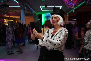 Weiberfasching-Neumarkt-2023-0035