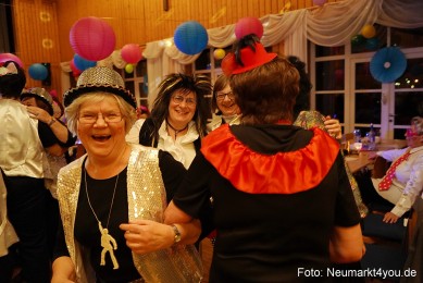 Weiberfasching-Neumarkt-2023-0092