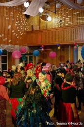 Weiberfasching-Neumarkt-2023-0098