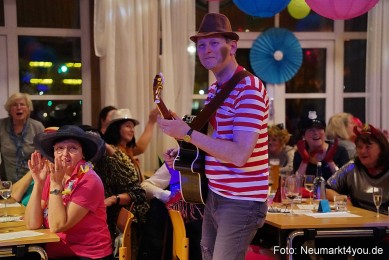 Weiberfasching-Neumarkt-2023-0112