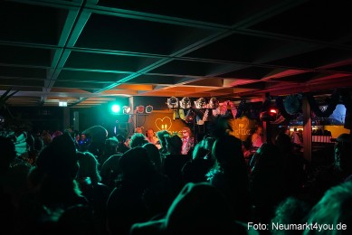 Weiberfasching-Neumarkt-2023-0142