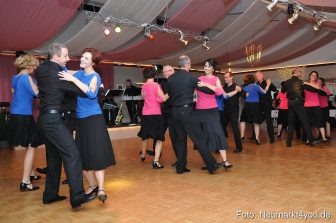 Die Paare der Hobby-Tanzkreise