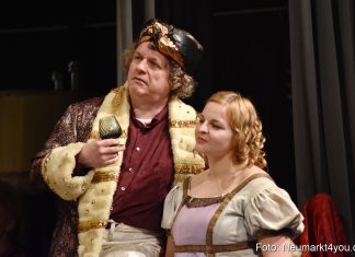 Ja, so ein Theater, 30-Jahre Schloss-Spiele Neumarkt