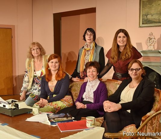 Der Damenclub von Marquis Crossing und sein erster Mordversuch