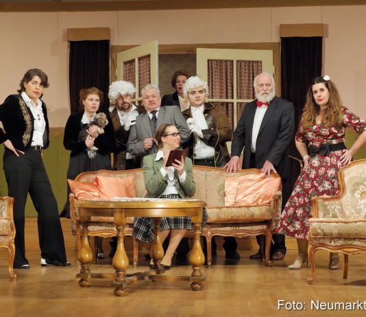 Suite Surrender der Schloßspiele-Neumarkt Suite Surrender von den Schloßspielen-Neumarkt
