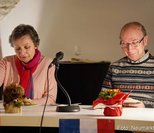 Premiere der „LiteraTour Neumarkt 2026“ begeistert Publikum