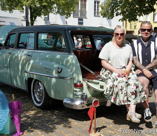 Oldtimerfans lassen sich von der Sommerhitze nicht stoppen